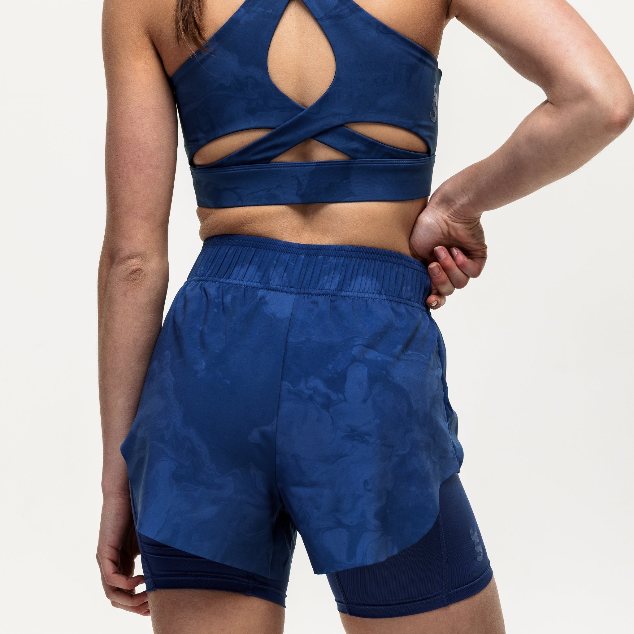 Run The Distance 2-in-1 Shorts - Indigo Marble