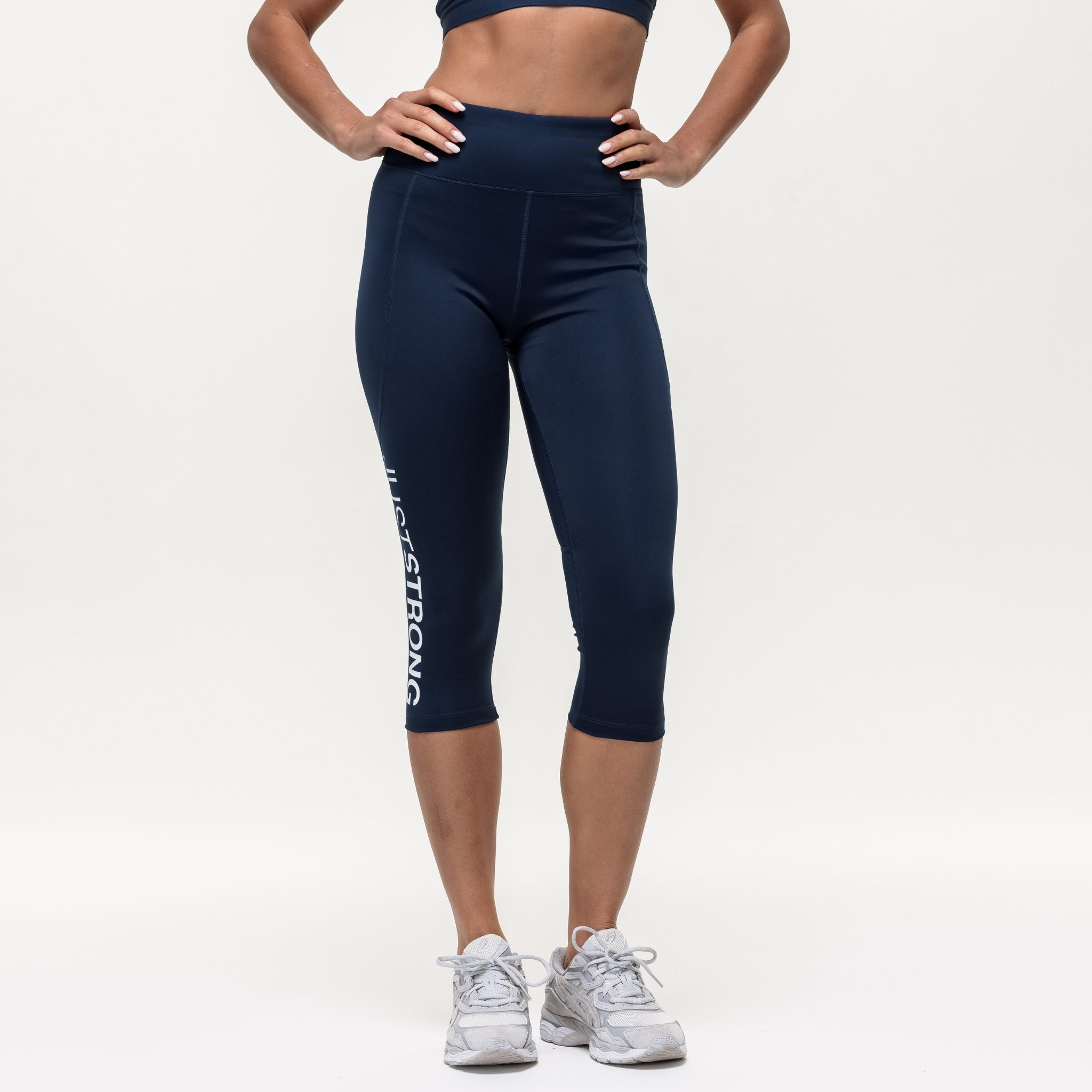 Motion Capri Leggings - Navy