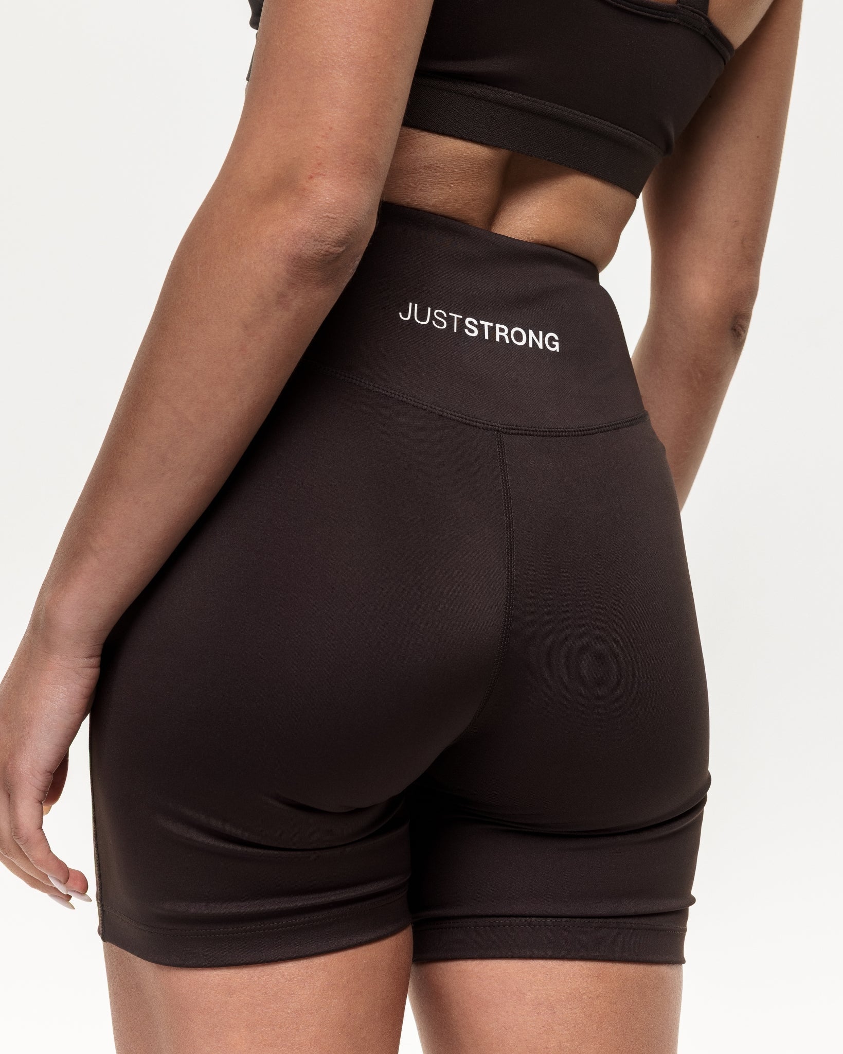 Motion High Rise Biker Shorts - Cocoa