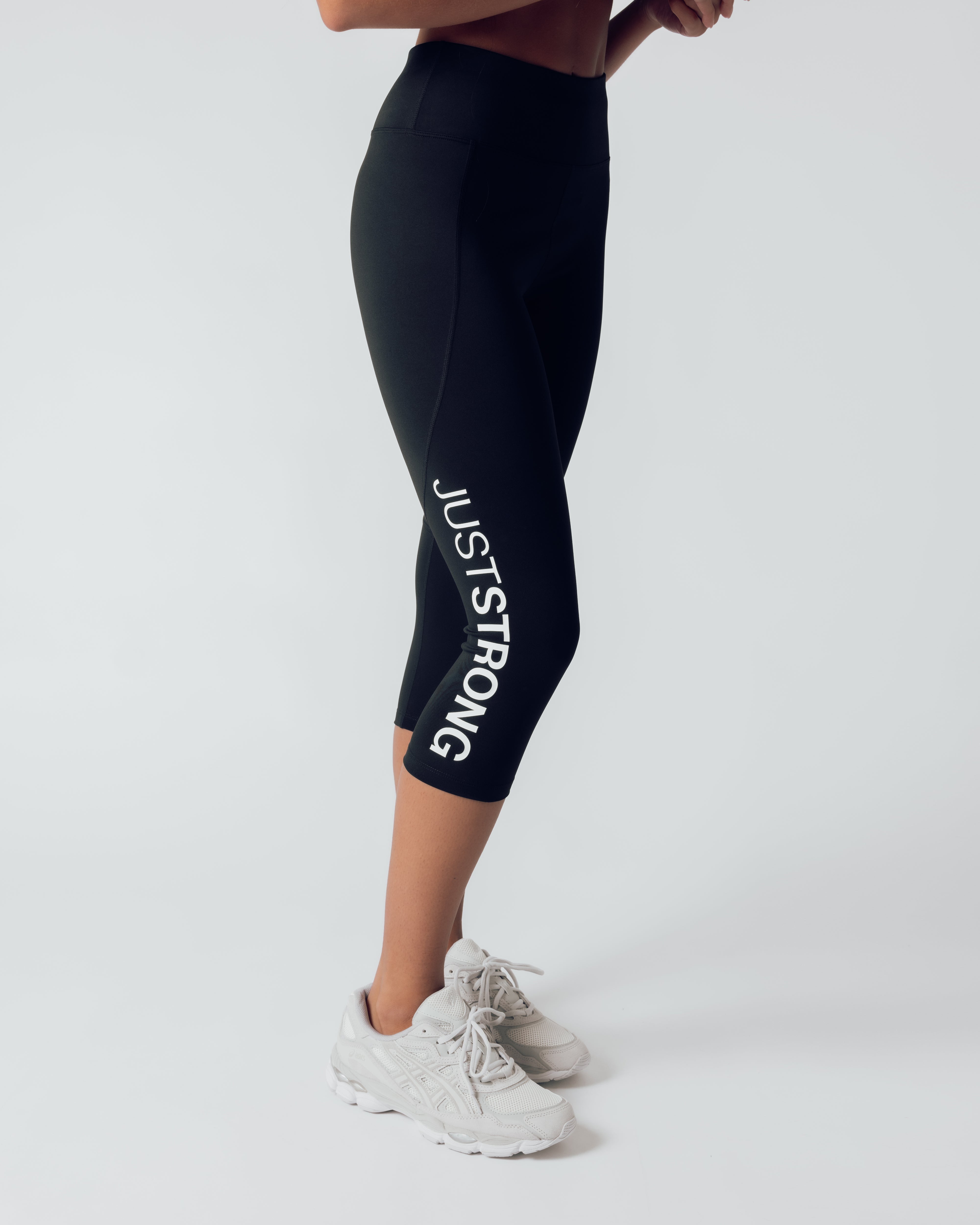 Motion Capri Leggings - Black Onyx